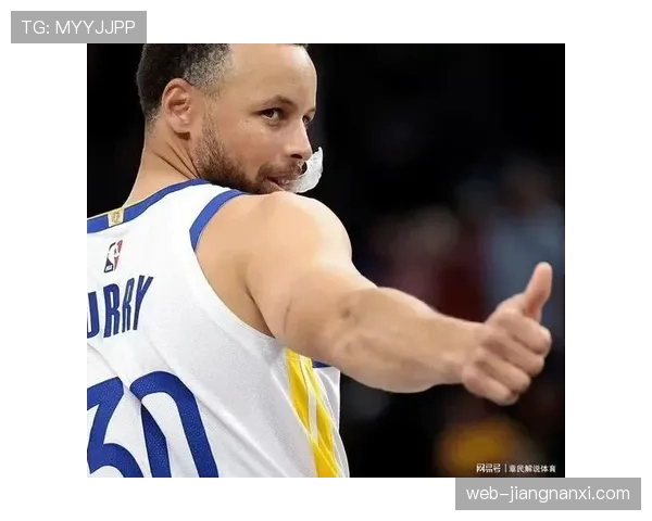 挡拆吸引防守，格林少单打为库里拉开空位提升三分效率