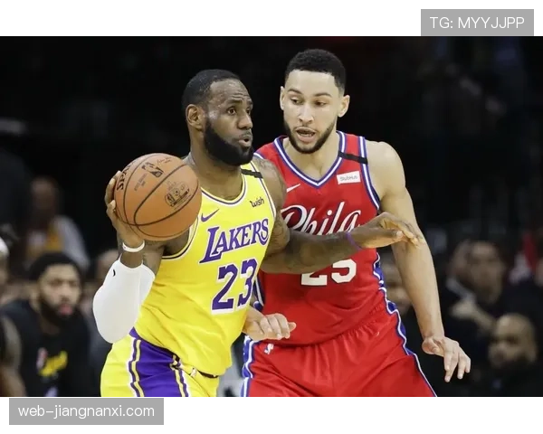 班·西蒙斯无球掩护表现提升明显，助力效率拉升与詹姆斯对比差异显著