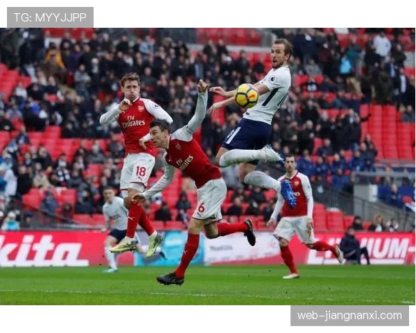 伊萨克与凯恩：全面中锋vs技术型中锋对比分析